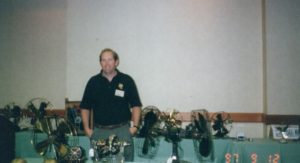 Dwight at Fan Fair 1997